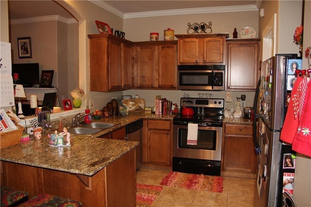 Grove At Chester Hills Hpr - Residential Lease