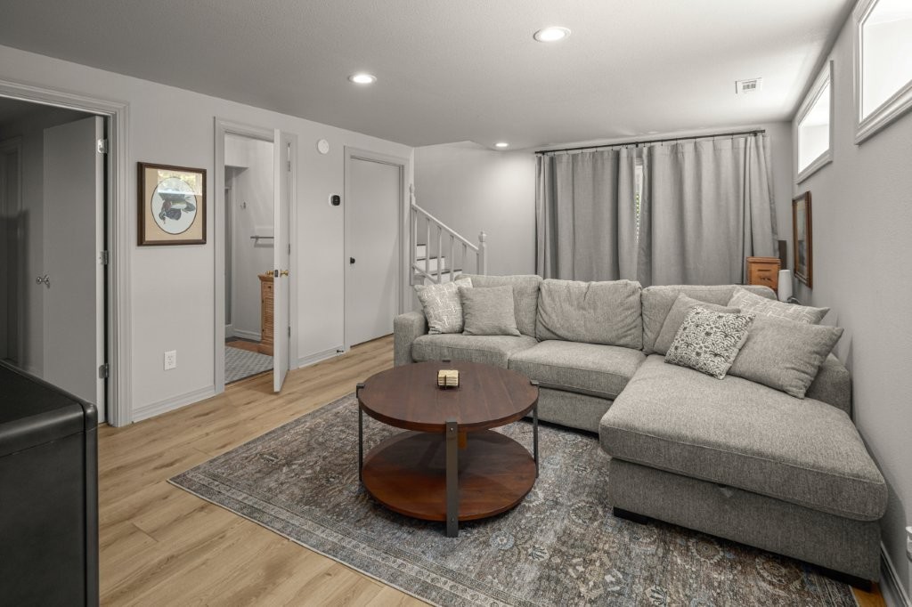 Piney Point Retreat Sub Rurban - Residential