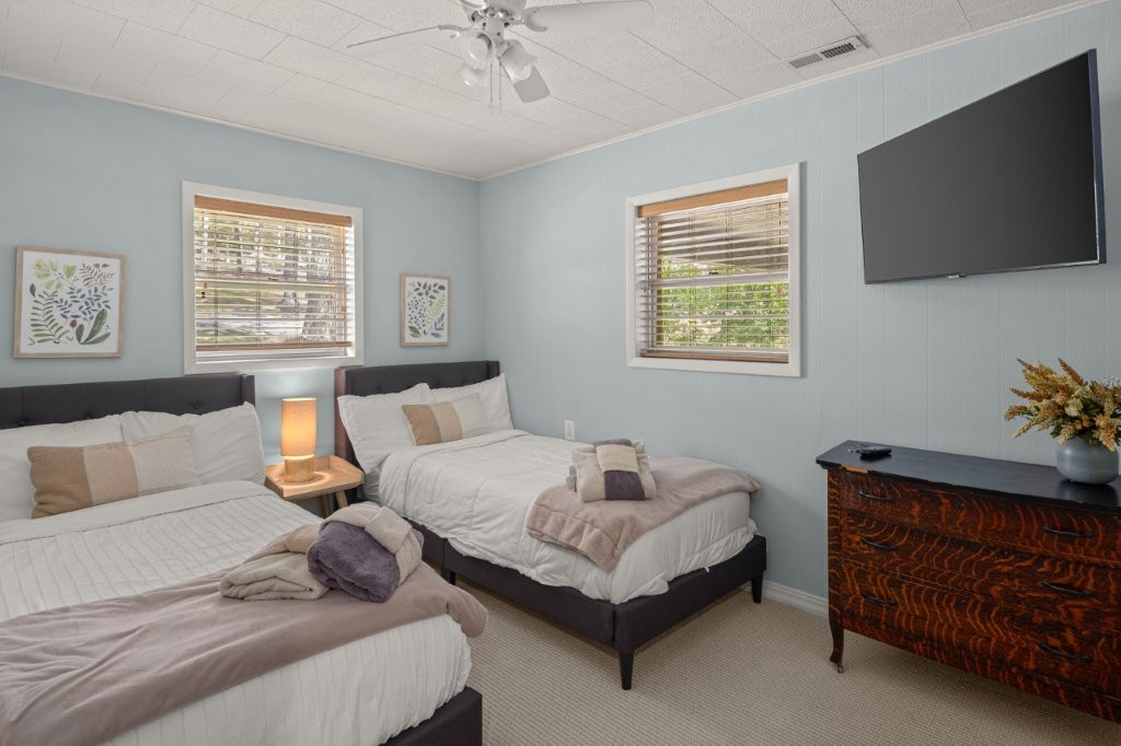 Piney Point Retreat Sub Rurban - Residential