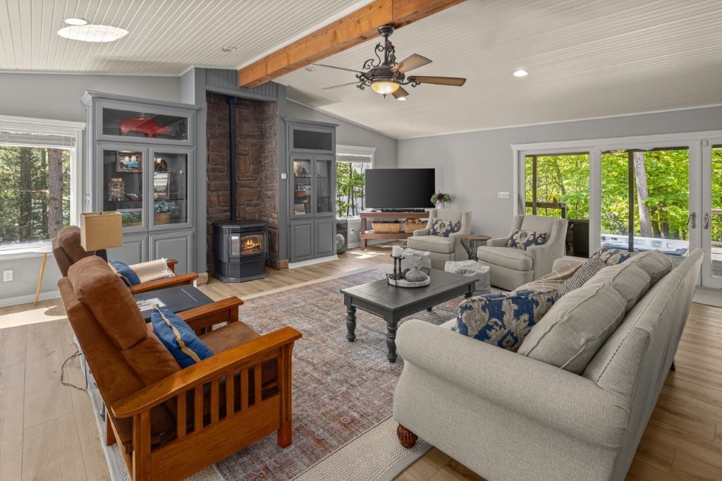Piney Point Retreat Sub Rurban - Residential