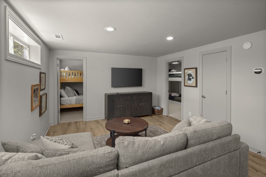 Piney Point Retreat Sub Rurban - Residential