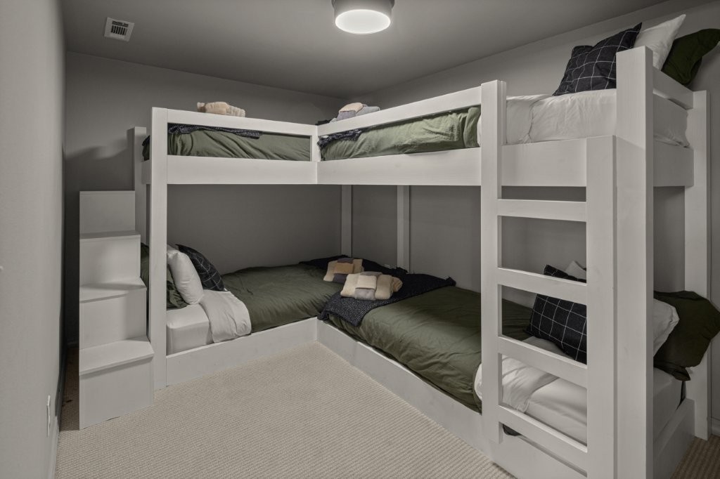 Piney Point Retreat Sub Rurban - Residential