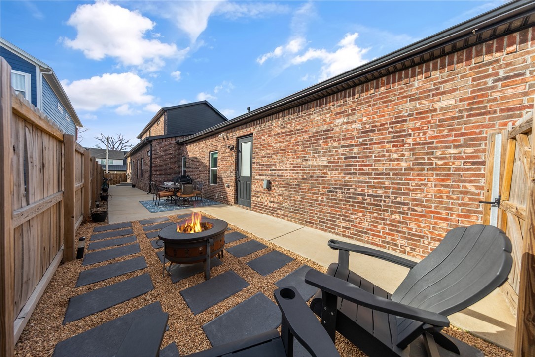 W A Burks Add Bentonville - Residential