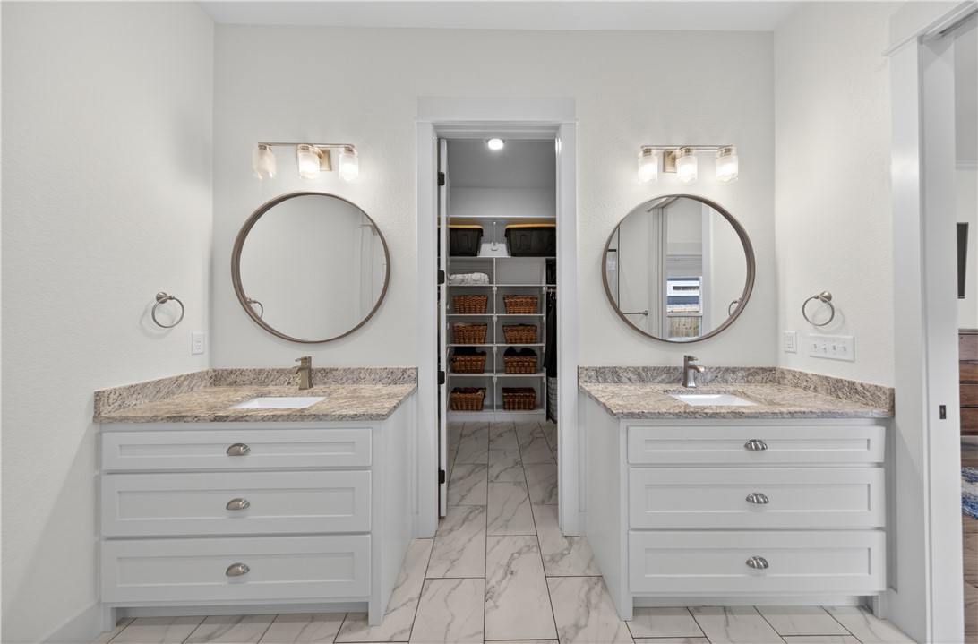 W A Burks Add Bentonville - Residential