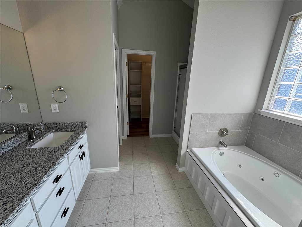 Center Point Park Unit Iii Lowell - Residential Lease