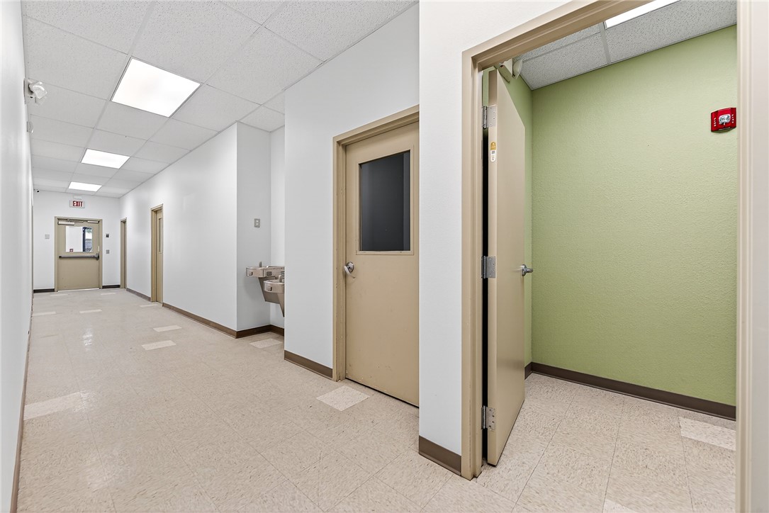 CMN BUSINESS PARK II PHASE I - Commercial Lease