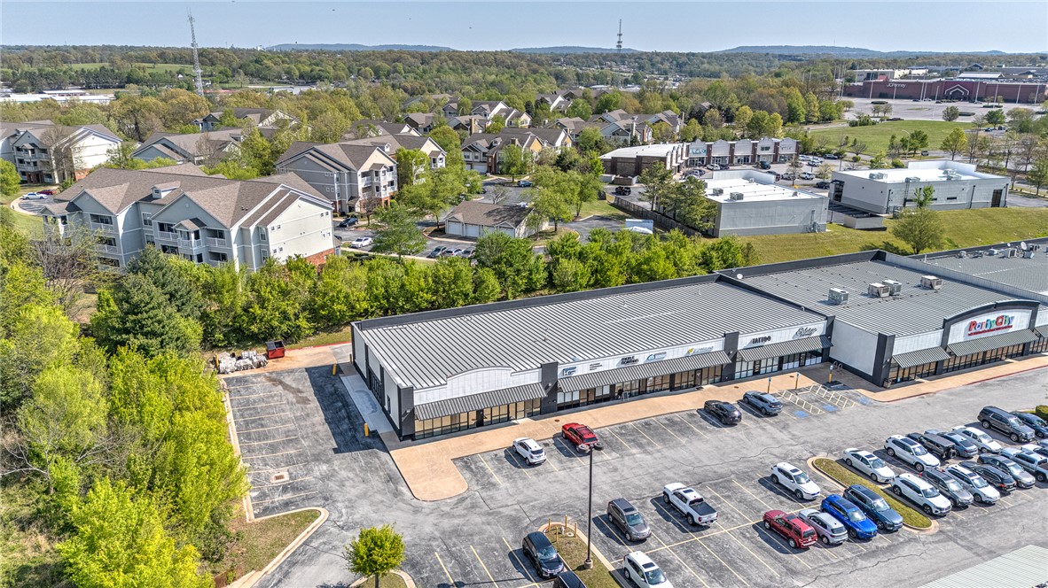 CMN BUSINESS PARK II PHASE I - Commercial Lease
