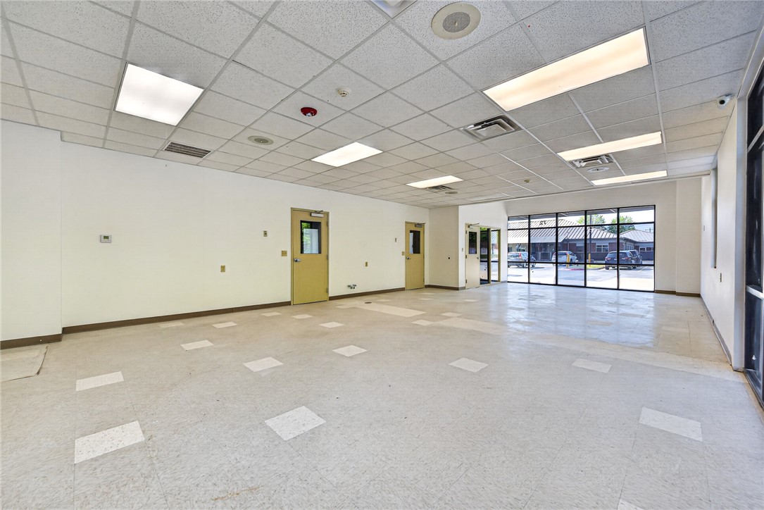 CMN BUSINESS PARK II PHASE I - Commercial Lease