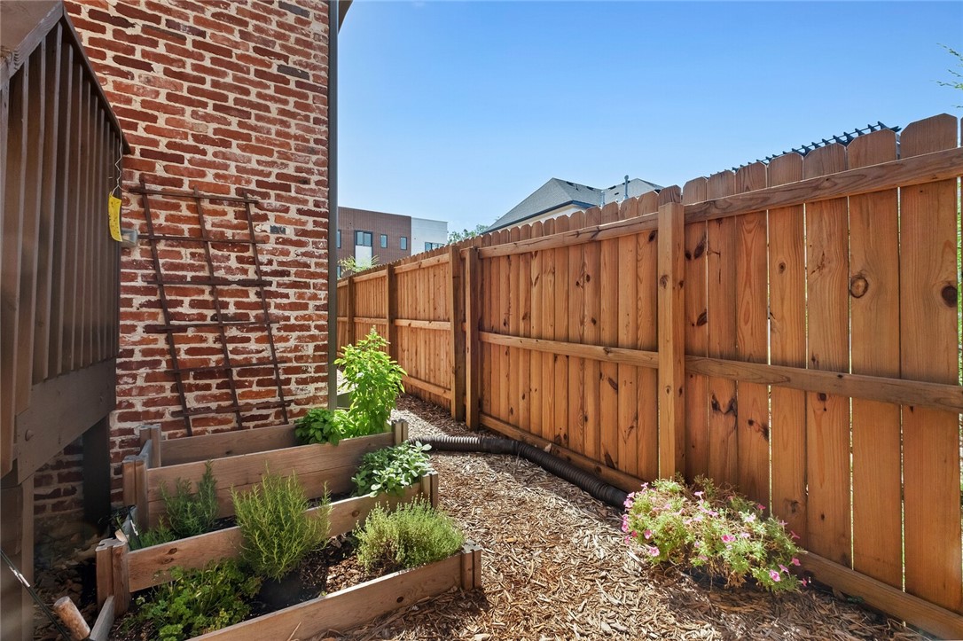 Youngs Add Bentonville - Residential