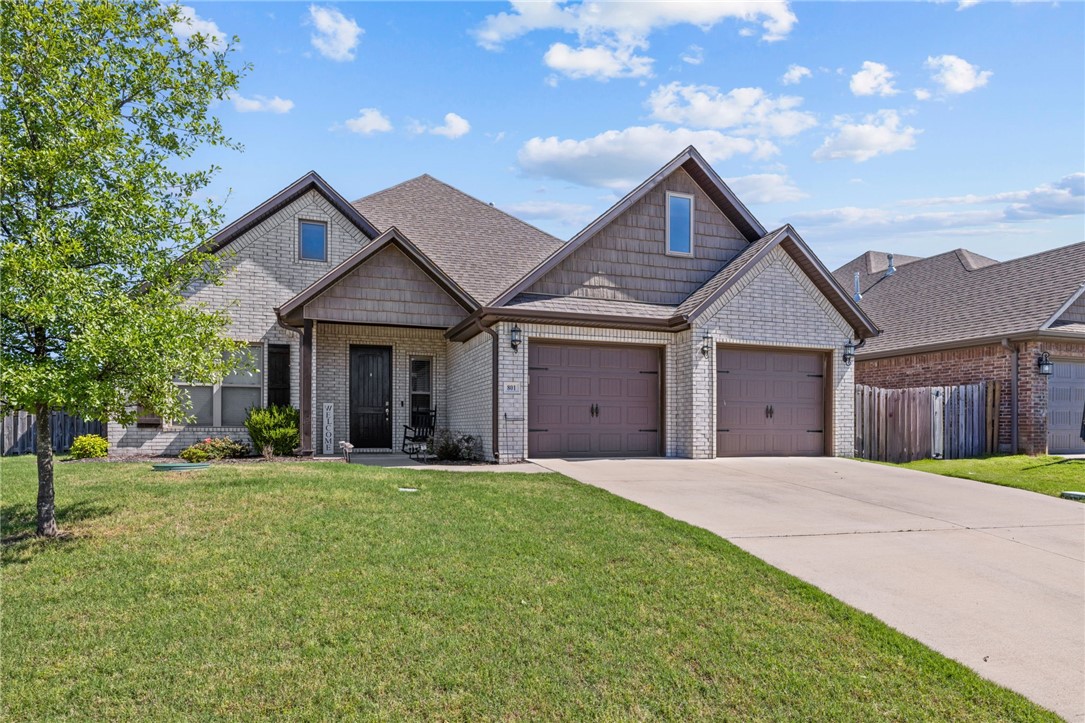 Welcome to your future home in one of Cave Springs most sought-after neighborhoods! This inviting 4 bedroom, 3 bathroom house offers ample space for comfortable living and entertaining.
Inside, you'll find an open floor plan that creates a bright and welcoming atmosphere. The kitchen is a standout feature, with plenty of storage and a large island perfect for casual meals or gathering with friends. The main floor includes the primary bedroom with an en-suite bathroom and a convenient walk-in closet that connects directly to the laundry room. There's also an additional bedroom and bathroom on this level. Upstairs, two more bedrooms and a shared bathroom as well as abundant attic space for storage.
Step outside to enjoy the great patio space, perfect for barbecues or simply unwinding. This home provides a wonderful blend of indoor and outdoor living.
Come see this home for yourselfāit could be the perfect fit for your next chapter!
