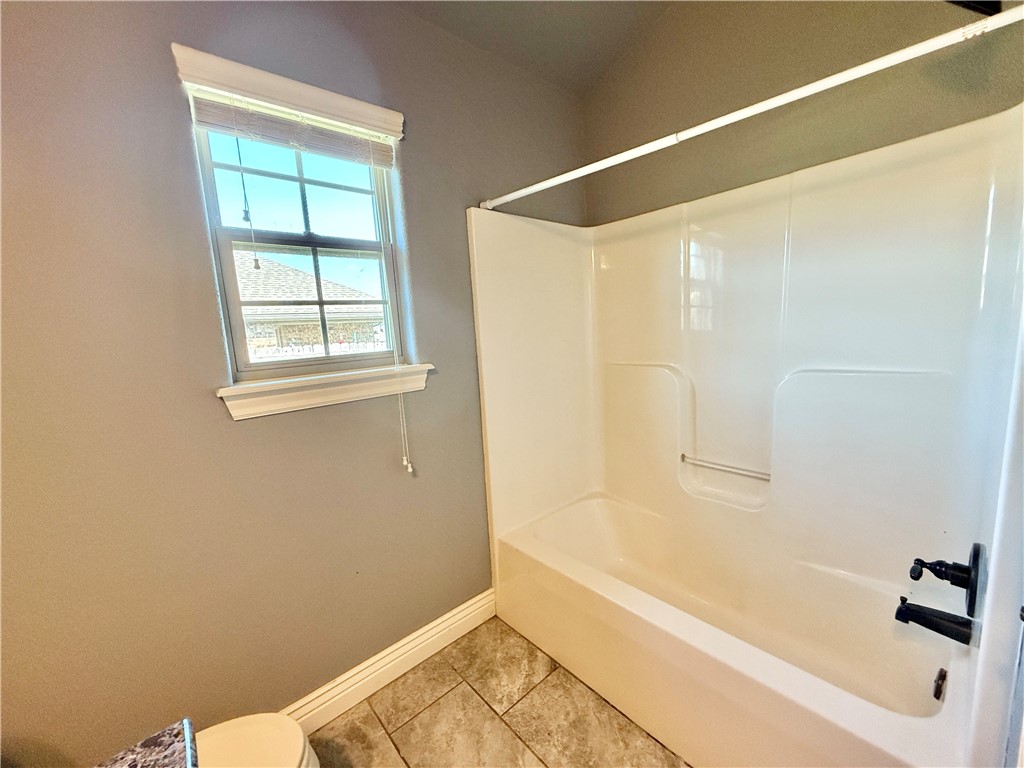 Oakleaf Manor Sub - Residential Lease