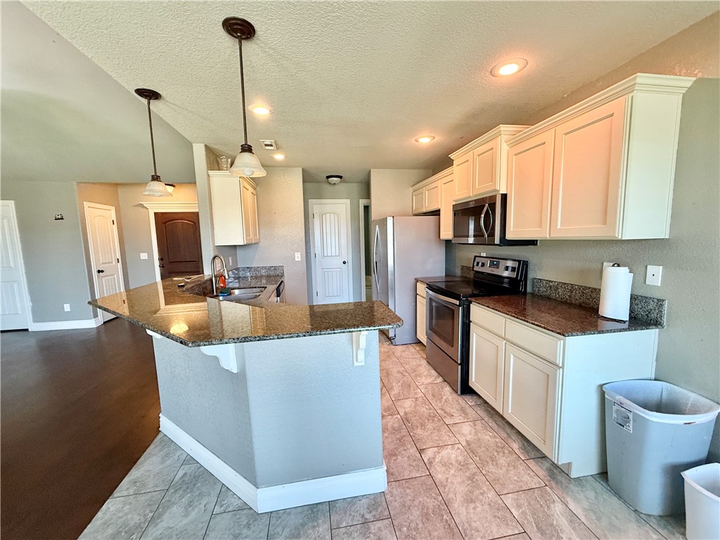 Oakleaf Manor Sub - Residential Lease