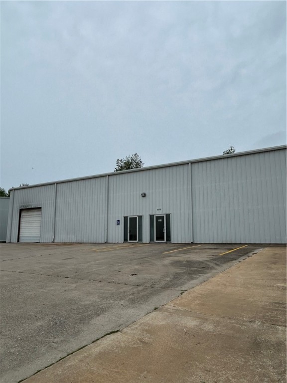 Metro Plaza Sub Springdale - Commercial Lease