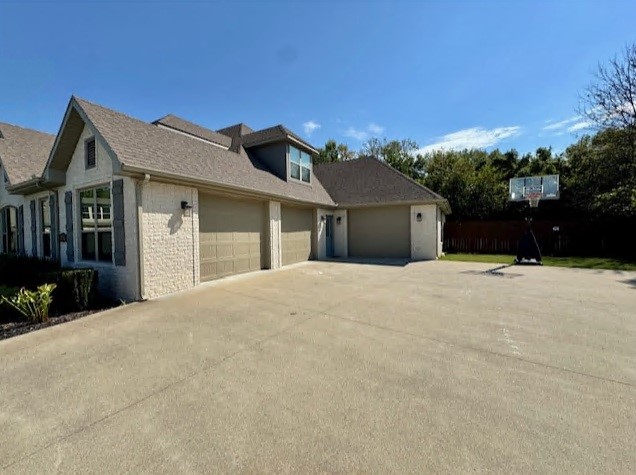 PRAIRIE VIEW ACRES - Residential Lease