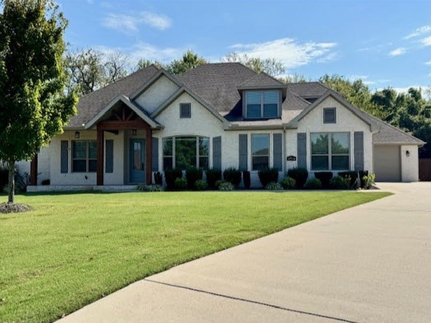 Gorgeous 4 bed home situated in cul-de-sac on spacious lot in Fayetteville! This property features an open concept living room/kitchen complete with a cozy fireplace, large island, and pantry. The split floor plan offers 2 beds connected by a stylish Jack & Jill bath, each with large walk-in closets. Spacious master suite features a soaking tub, massive walk-in shower, and a closet designed with abundant storage for all your wardrobe needs. Upstairs, you’ll find the 4th bedroom complete with its own walk-in closet and full bath. Step outside to a backyard made for entertaining! The covered patio includes a fireplace, creating the perfect spot to relax or host gatherings year-round. Showings are through appointments only. We process applications as we receive and once an application is approved, we reach out for deposit. Deposit secures the unit not the application. Please be aware of scams. Our application process is to be paid online through a secure portal, and we do not accept cash, CashApp, Venmo, and/or PayPal