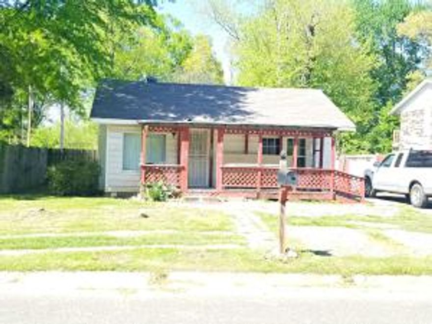 Dreaming of your own home?  It can come true!  This charming Russellville home is within reach at a super affordable price!  With a spacious living room, 3 bedrooms, charming kitchen and large back yard, you will have everything you need at a monthly payment that lets you breathe easy and just enjoy owning your own home!