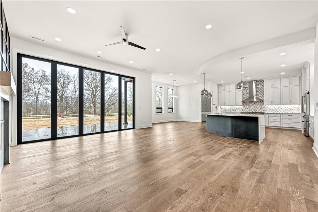 Averie Estates Cave Spgs - Residential