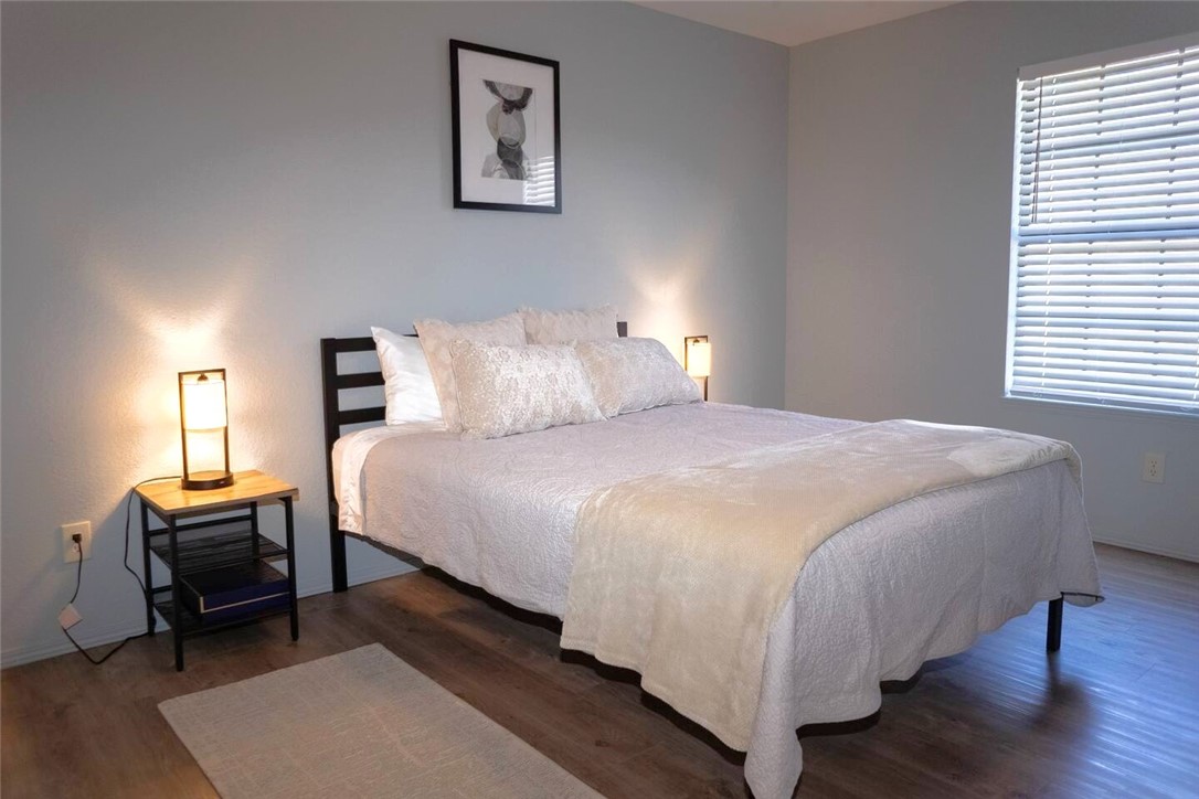 RAILROAD ADD-BENTONVILLE - Residential Lease