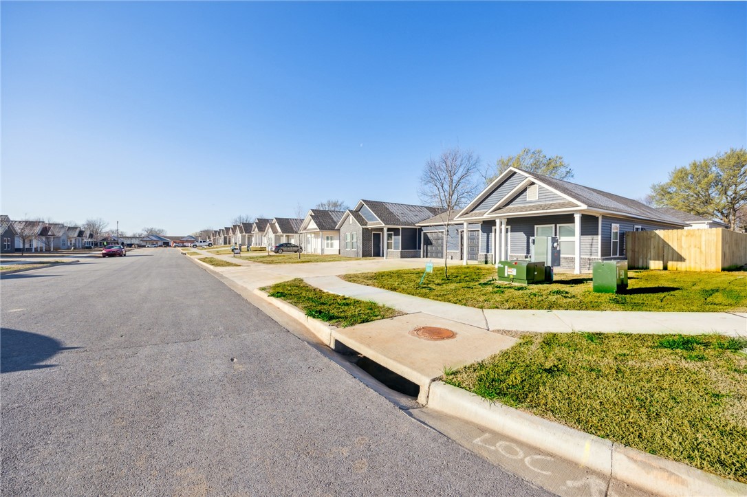 Valley Oaks - Residential Lease