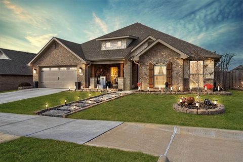 Single Family Residence in Bentonville AR 3621 Ambrosia Lane 1.jpg