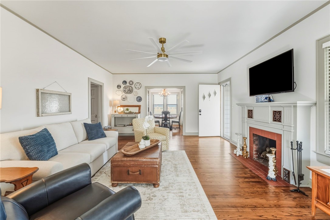 Academy Add Rogers - Residential