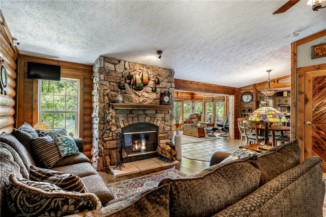 Lowell Point - Residential