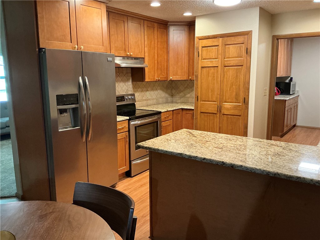 Laurawood - Residential