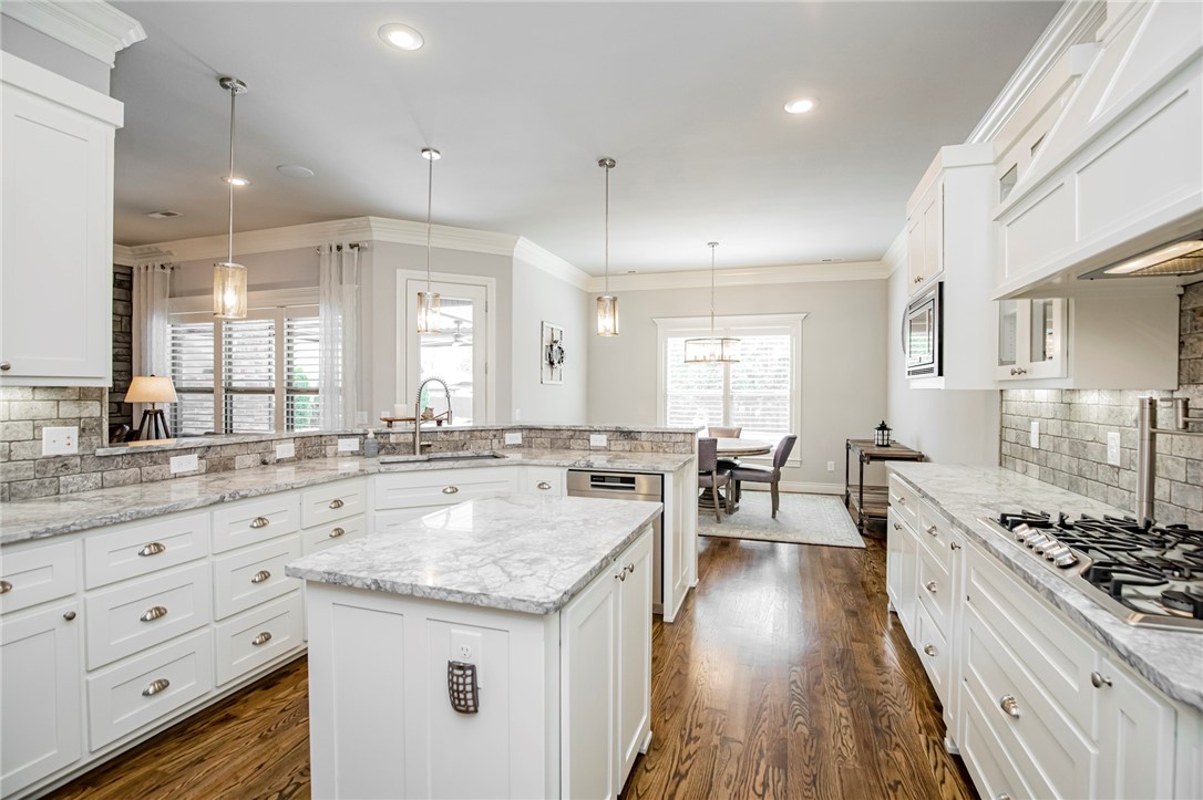 Amber Ridge At Woods Creek Bentonville - Residential