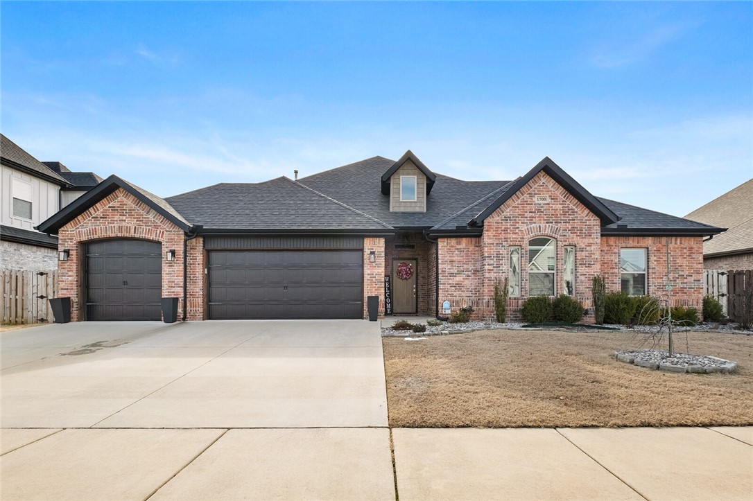 Come home to your āstaycationā everyday! This well-maintained home features a split floor plan, an open concept kitchen with a walk-in pantry and center island for entertaining, hard wood floors throughout the living area with vaulted ceiling and rafters, 3cm granite counters throughout. The mud room is just off the garage and front entry, dual vanities in both full baths, sink in the utility room. Primary bath features walk in shower, jet soaking tub, and large walk-through closet. Enjoy the pool this
Summer off the covered patio that features a gas log fireplace and gas connect for grilling. The pool is an inground, heated pool with a bubbler at the shallow end for relaxation. Location makes this the ideal home for you.