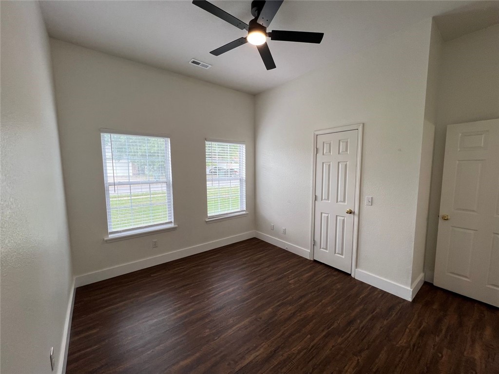 Meadowlands I & Ii - Residential Lease