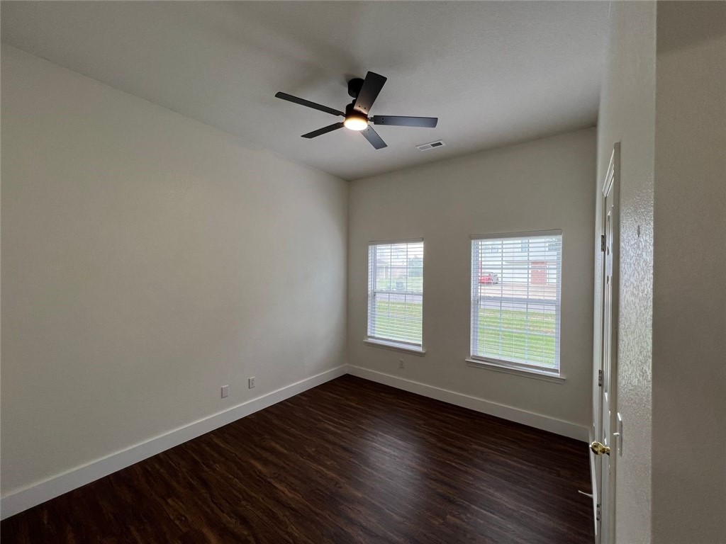 Meadowlands I & Ii - Residential Lease