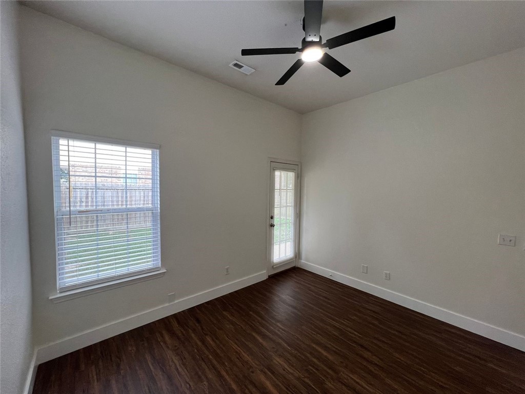 Meadowlands I & Ii - Residential Lease