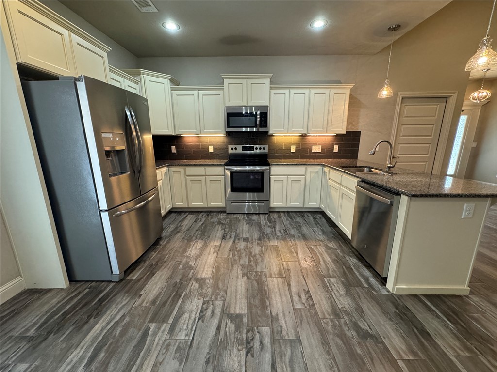Stone Meadow Add Bentonville - Residential Lease