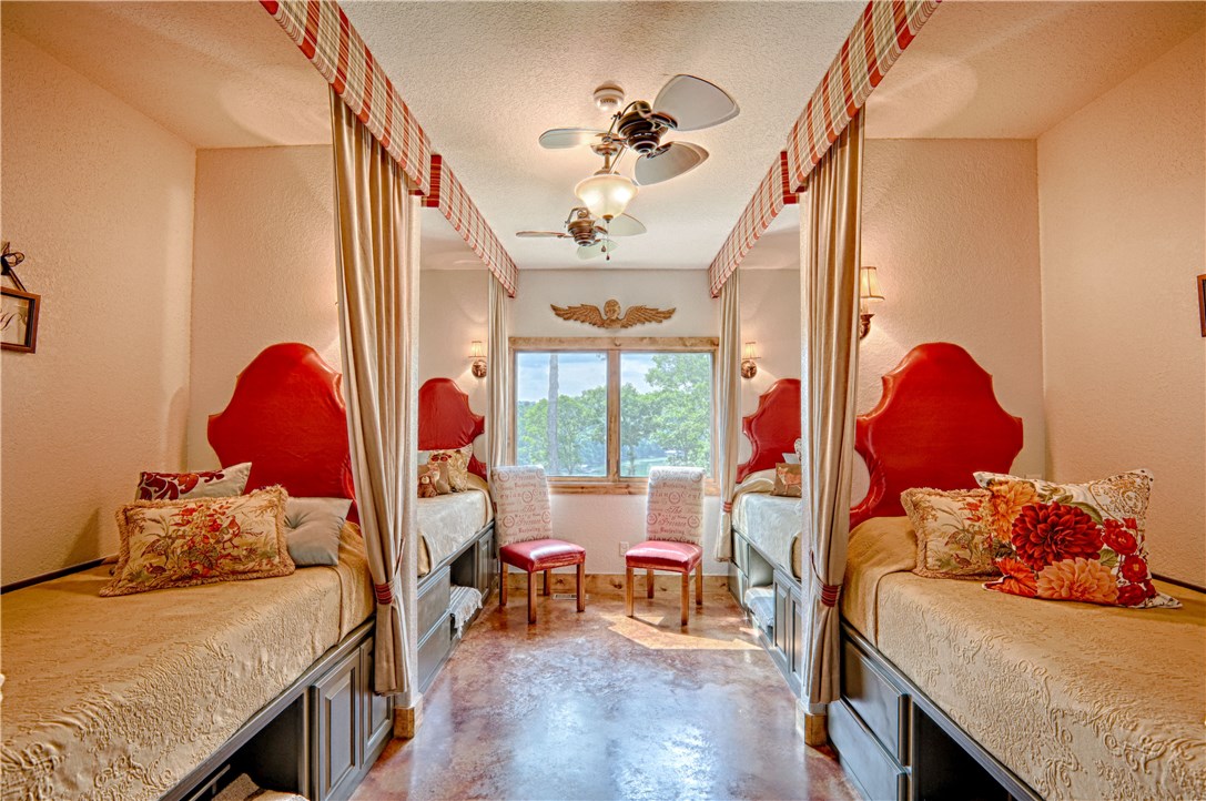 Esculapia Estates Rurban - Residential