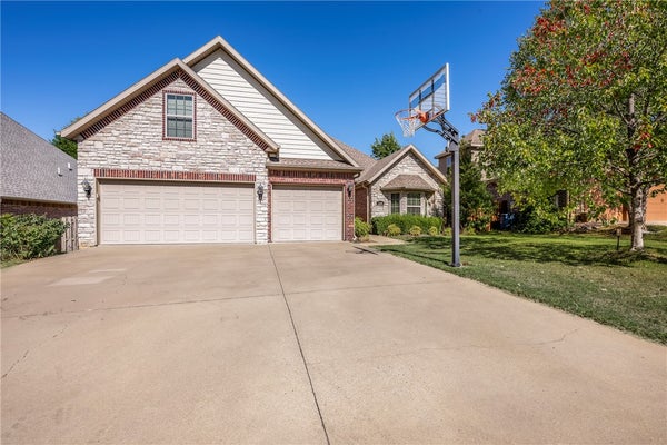 4510 SW ALFALFA AVE, BENTONVILLE, AR 72713 - Image b36cd6f33aa2002a8453601c7e09896d/1151532592