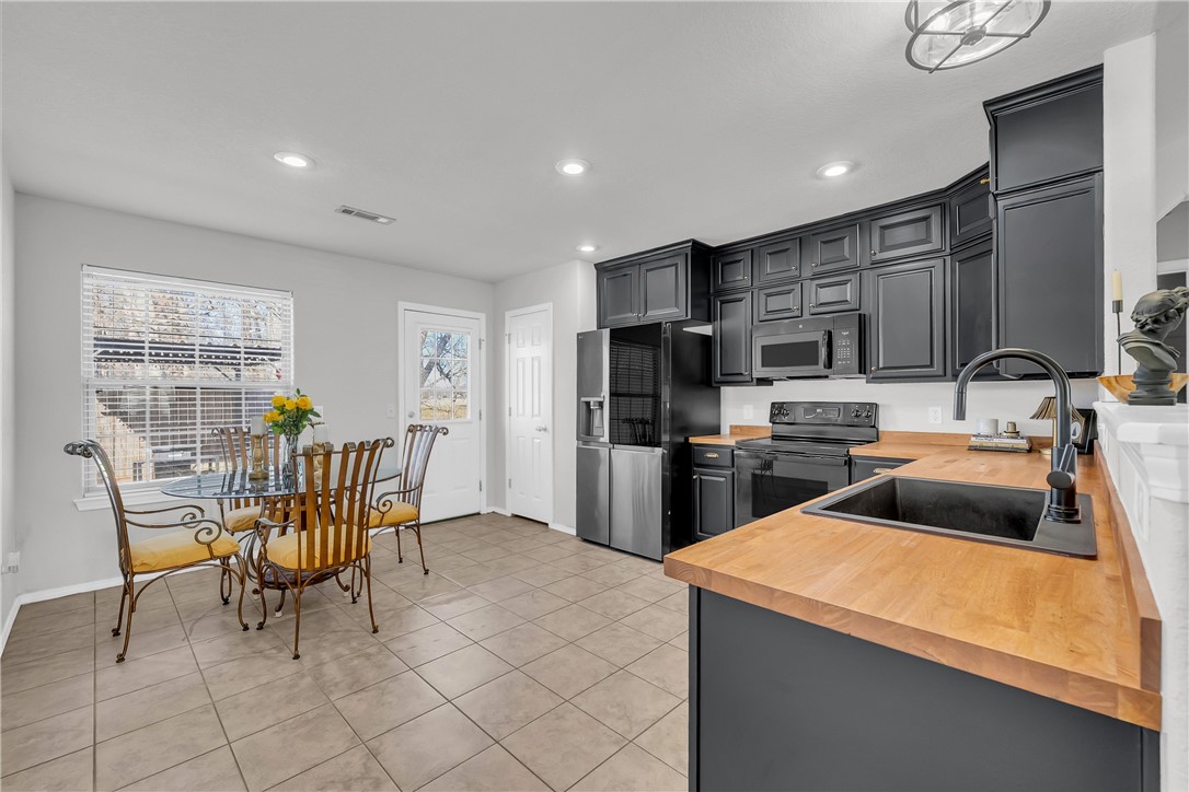 Wagon Wheel Bend - Residential