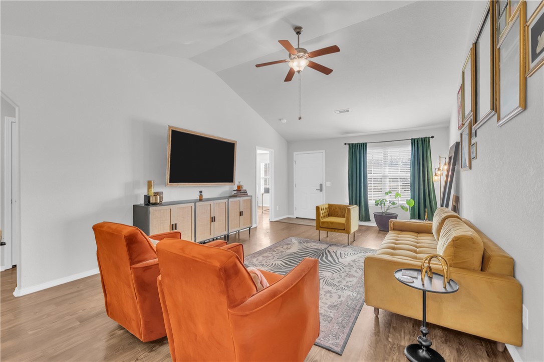 Wagon Wheel Bend - Residential