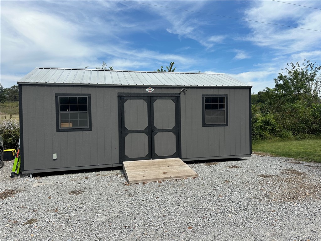 11-18-33-rural - Residential
