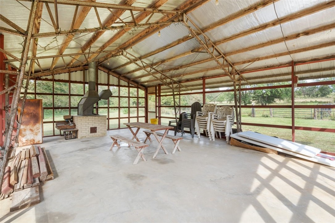 11-18-33-rural - Residential