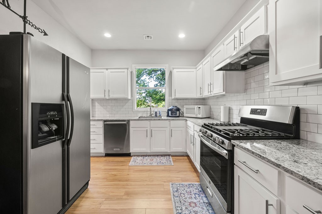 Discover this charming, updated one-story home in the heart of Lincoln! Nestled on a quiet street, this home offers 2-bedrooms, PLUS A BONUS ROOM, and 2 full bathrooms. It sits on a spacious double lotāperfect for a homestead lifestyle. Inside, youāll find granite countertops, newer appliances, and a cozy, modern feel throughout. The property also features a private well and plenty of outdoor space for gardening or hobbies. Potential root cellar located in the backyard, just needs a little elbow grease. Conveniently located close to shopping and other great amenities, this home offers the best of both comfort and country living.