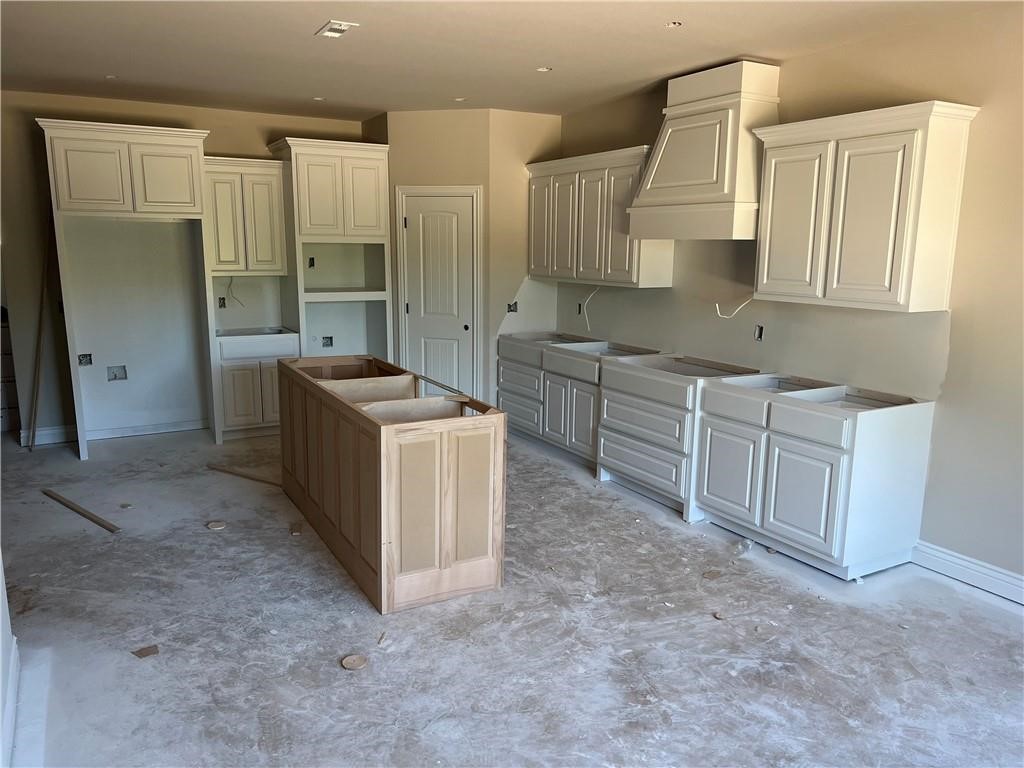 Rustic Flats Sub Gentry - Residential Lease