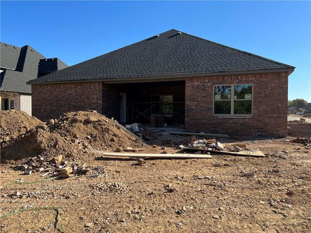Rustic Flats Sub Gentry - Residential Lease
