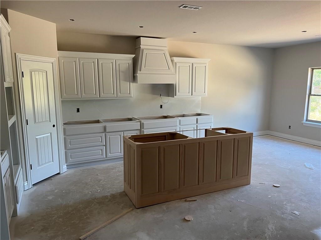 Rustic Flats Sub Gentry - Residential Lease
