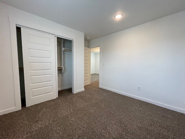 FEATHERSTON VILLAGE PH 2-CENTERTON - Residential Lease