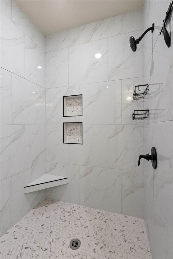 Diamond Estates Ph V Centerton - Residential