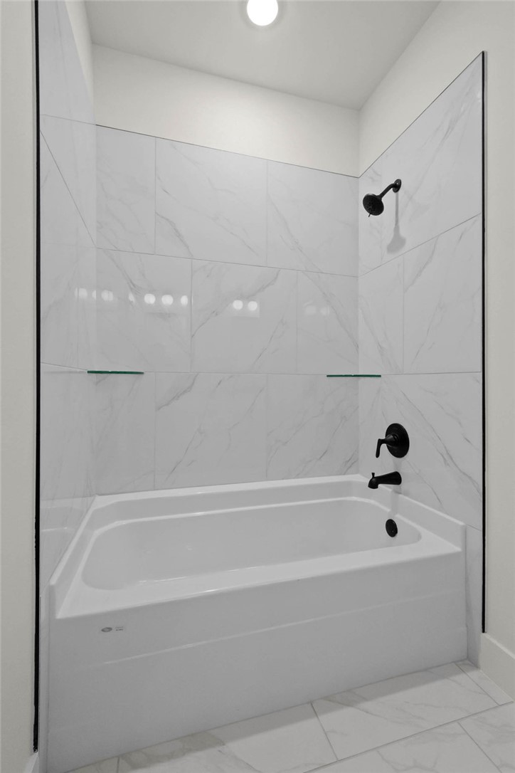 Diamond Estates Ph V Centerton - Residential