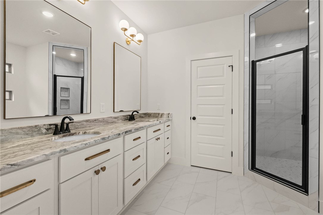 Diamond Estates Ph V Centerton - Residential