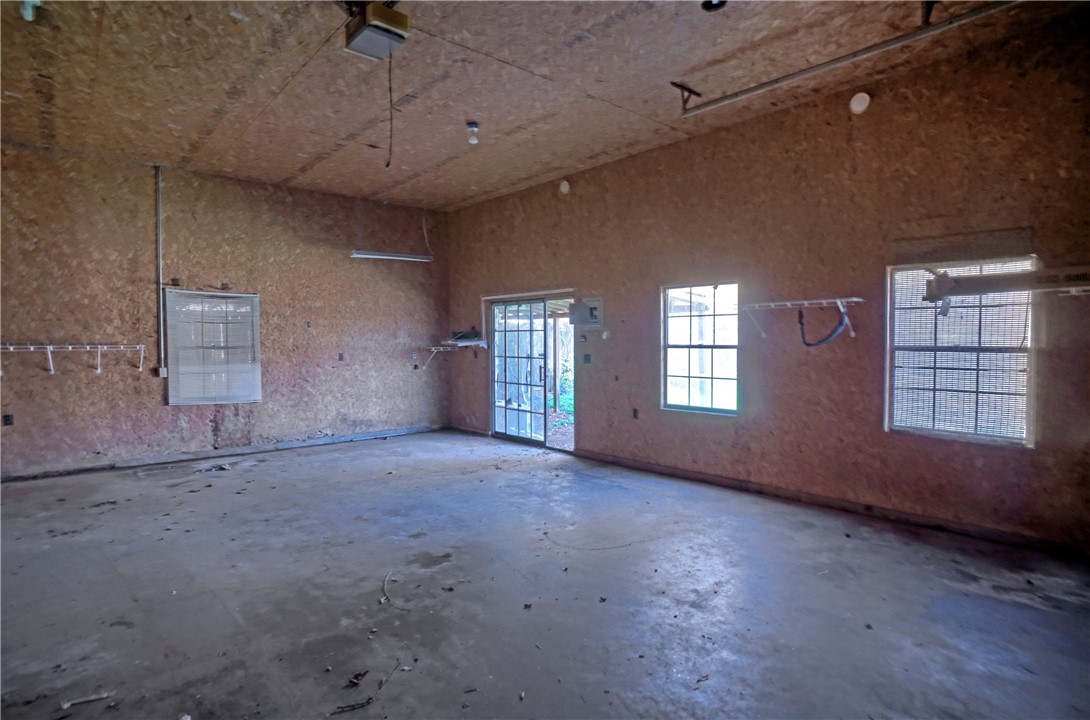 Ezell & Young - Residential