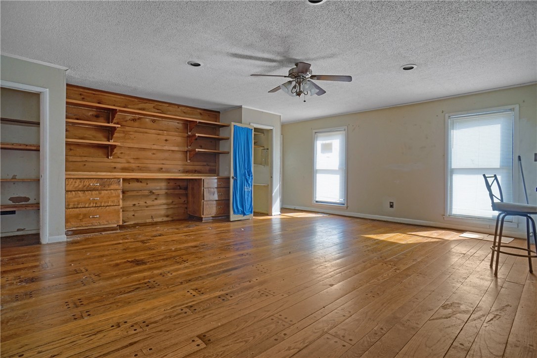 Ezell & Young - Residential