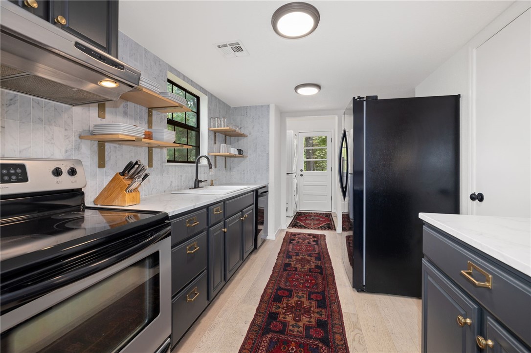 London Sub Bvv - Residential